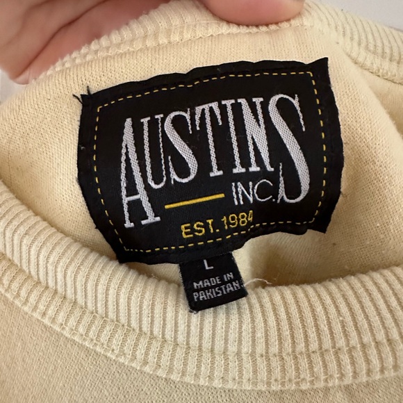 Cape Cod Sweatshirt - Picture 2 of 4